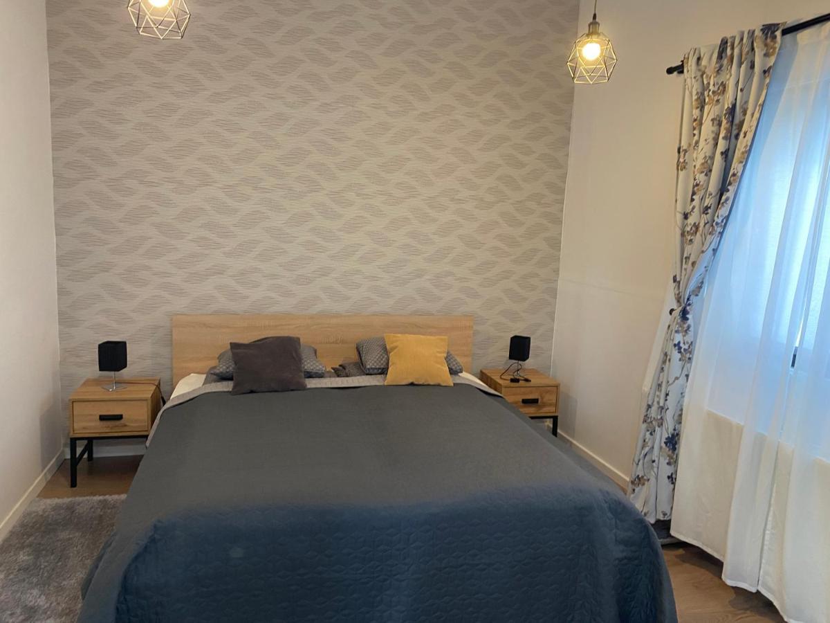 Fressh House Apartment Sincraieni Екстериор снимка